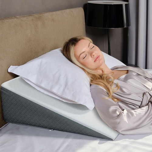 Kolbs bed wedge pillow - wedge, chic
